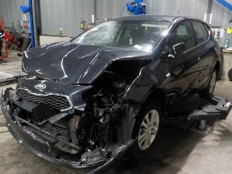 Vrakbiler auto Kia Cee d Cee'd (JDB5) Hatchback 5-drs 1.4i 16V (G4FA) [73kW]  (05-2012/07-2018)= 2012/0