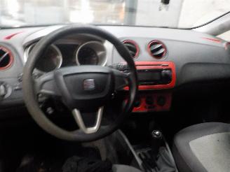 Seat Ibiza Ibiza IV SC (6J1) Hatchback 3-drs 1.4 16V (BXW) [63kW]  (07-2008/05-20=
15) picture 5