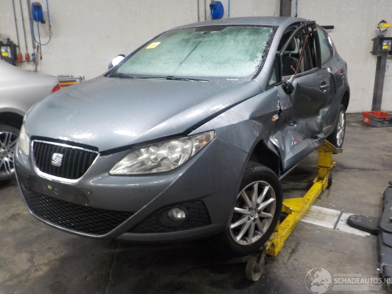 Seat Ibiza Ibiza IV (6J5) Hatchback 5-drs 1.4 16V (CGGB) [63kW]  (03-2008/05-2015=
)