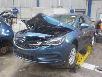 Auto da rottamare Opel Astra Astra K Sports Tourer Combi 1.6 CDTI 110 16V (B16DTU) [81kW]  (11-2015=
/12-2022) 2017/9