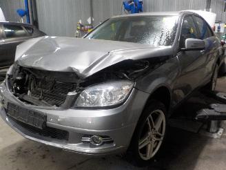 Vrakbiler auto Mercedes C-klasse C (W204) Sedan 1.8 C-180 CGI 16V (M271.820(Euro 5)) [115kW]  (01-2007/=
01-2014) 2011/2
