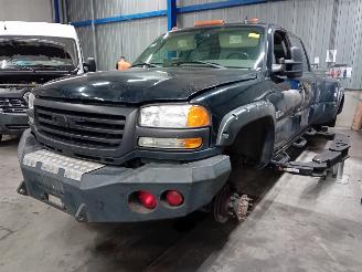GMC Sierra Sierra Pick-up 6.6 V8 TD 32V 3500 Crew Cab (DURAMAX_6600) [224kW]  (09=
-2000/12-2004) picture 1
