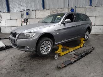 Dezmembrări autoturisme BMW 3-serie 3 serie Touring (E91) Combi 320d 16V (N47-D20A) [130kW]  (02-2007/12-2=
010) 2009