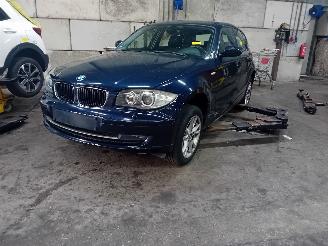 Salvage car BMW 1-serie 1 serie (E87/87N) Hatchback 5-drs 116i 1.6 16V (N43-B16A) [90kW]  (09-=
2007/06-2011) 2008