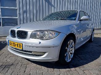 Coche accidentado BMW 1-serie 1 serie (E87/87N) Hatchback 5-drs 116i 1.6 16V (N45-B16A) [85kW]  (06-=
2004/06-2011) 2008/1