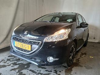 škoda osobní automobily Peugeot 208 208 I (CA/CC/CK/CL) Hatchback 1.2 Vti 12V PureTech 82 (EB2F(HMZ)) [60k=
W]  (03-2012/12-2019) 2012/10