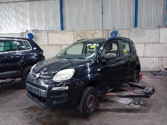 Uttjänta bilar auto Fiat Panda Panda/Pandina (312) Hatchback 0.9 TwinAir Turbo 85 (312.A.2000) [63kW]=
  (02-2012/...) 2012/5