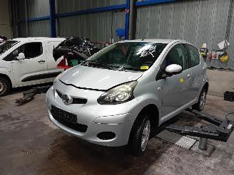 Uttjänta bilar auto Toyota Aygo Aygo (B10) Hatchback 1.0 12V VVT-i (1KR-FE) [50kW]  (07-2005/05-2014) 2010