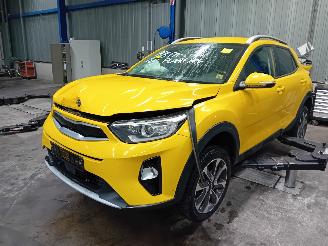Vrakbiler auto Kia Stonic Stonic (YB) SUV 1.0i T-GDi 12V (G3LC) [88kW]  (07-2017/...) 2017