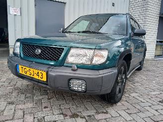 skadebil auto Subaru Forester Forester (SF) SUV 2.0 16V (EJ202) [90kW]  (08-1997/09-2002) 1998/4