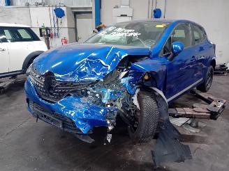 rozbiórka samochody osobowe Renault Clio Clio V (RJAB) Hatchback 5-drs 1.0 TCe 100 12V (H4D-450) [74kW]  (06-20=
19/...) 2019