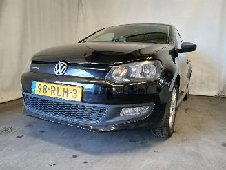 Damaged car Volkswagen Polo Polo V (6R) Hatchback 1.2 TDI 12V BlueMotion (CFWA(Euro 5)) [55kW]  (1=
0-2009/05-2014) 2011/6