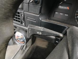 Opel Kadett Kadett E (33/34/43/44) Hatchback 1.3 S,LS,GL,GLS,GT (13S) [55kW]  (09-=
1984/08-1987) picture 13