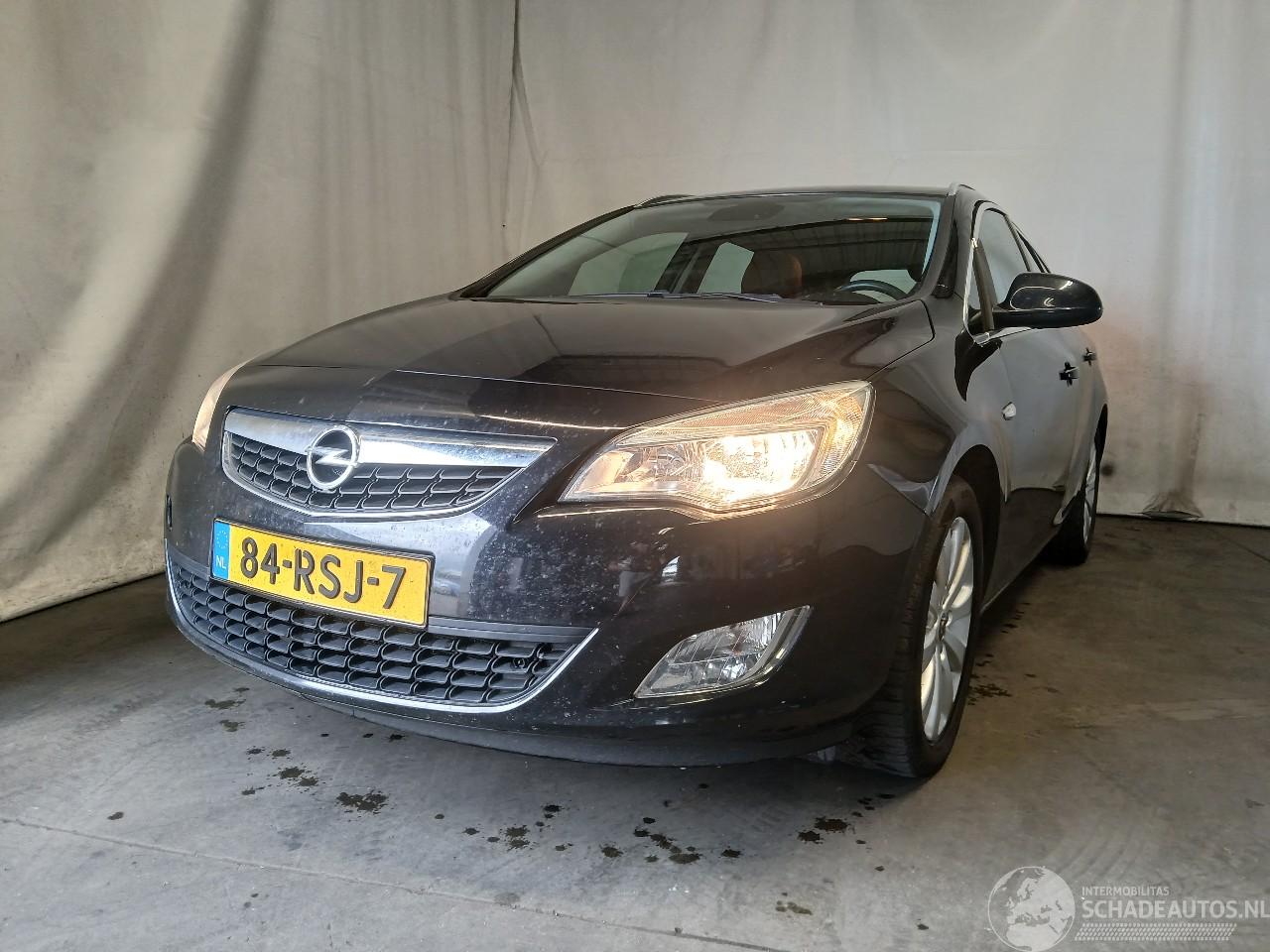 Opel Astra Astra J Sports Tourer (PD8/PE8/PF8) Combi 1.6 Turbo 16V (A16LET(Euro 5=
)) [132kW]  (10-2010/10-2015)