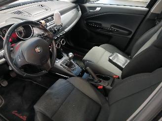 Alfa Romeo Giulietta Giulietta (940) Hatchback 1.4 TB 16V MultiAir (940.A.2000) [125kW]  (0=
4-2010/10-2018) picture 13
