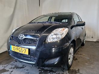 Auto incidentate Toyota Yaris Yaris II (P9) Hatchback 1.0 12V VVT-i (1KR-FE) [51kW]  (08-2005/12-201=
1) 2011/2
