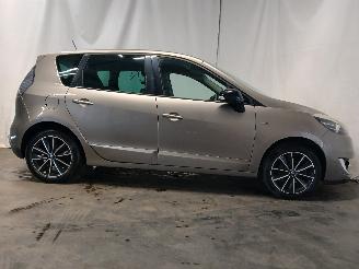 Renault Scenic Scénic III (JZ) MPV 1.2 16V TCe 115 Energy (H5F-400(H5F-A4)) [85kW] =
 (04-2012/09-2016) picture 7