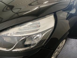 Renault Clio Clio IV Estate/Grandtour (7R) Combi 5-drs 1.5 Energy dCi 90 FAP (K9K-6=
08(K9K-B6)) [66kW]  (11-2012/08-2021) picture 24