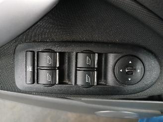 Ford C-Max C-Max (DM2) MPV 1.8 16V (QQDB) [92kW]  (02-2007/09-2010) picture 14