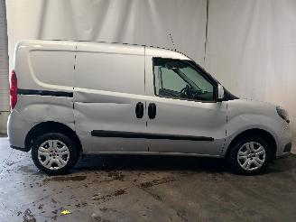 Fiat Doblo Doblo Cargo (263) Van 1.3 D Multijet (55283775) [70kW]  (03-2016/12-20=
23) picture 10
