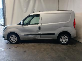 Fiat Doblo Doblo Cargo (263) Van 1.3 D Multijet (55283775) [70kW]  (03-2016/12-20=
23) picture 4