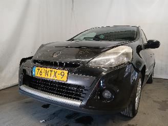 krockskadad bil auto Renault Clio Clio III Estate/Grandtour (KR) Combi 1.2 16V TCE 100 (D4F-784(D4F-H7))=
 [74kW]  (11-2007/12-2012) 2010/11