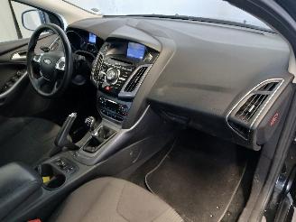 Ford Focus Focus 3 Wagon Combi 1.0 Ti-VCT EcoBoost 12V 125 (M1DA(Euro 5)) [92kW] =
 (02-2012/05-2018) picture 8