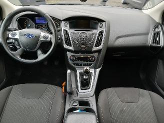 Ford Focus Focus 3 Wagon Combi 1.0 Ti-VCT EcoBoost 12V 125 (M1DA(Euro 5)) [92kW] =
 (02-2012/05-2018) picture 11