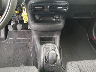 Citroën C4 C4 Cactus (0B/0P) Hatchback 5-drs 1.2 PureTech 82 12V (EB2F(HMZ)) [60k=
W]  (09-2014/...) picture 17