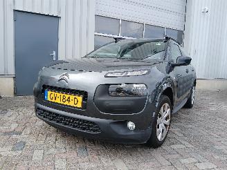 Unfallwagen Citroën C4 C4 Cactus (0B/0P) Hatchback 5-drs 1.2 PureTech 82 12V (EB2F(HMZ)) [60k=
W]  (09-2014/...) 2015/8