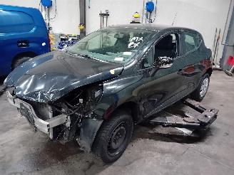 Uttjänta bilar auto Renault Clio Clio IV (5R) Hatchback 5-drs 1.5 Energy dCi 90 FAP (K9K-608(K9K-B6)) [=
66kW]  (11-2012/08-2021) 2014/2