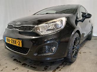 Voiture accidenté Kia Rio Rio III (UB) Hatchback 1.2 CVVT 16V (G4LA5) [63kW]  (09-2011/12-2017) 2012/10