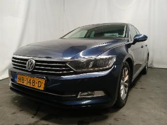 Auto incidentate Volkswagen Passat Passat (3G2) Sedan 1.6 TDI 16V (DCXA) [88kW]  (08-2014/11-2020) 2015/9
