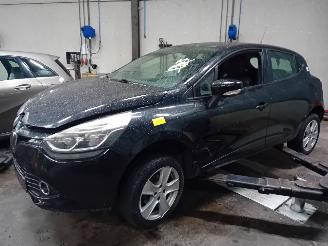 Renault Clio Clio IV (5R) Hatchback 5-drs 0.9 Energy TCE 90 12V (H4B-400(H4B-A4)) [=
66kW]  (11-2012/08-2021) picture 1