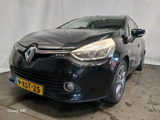 Vaurioauto  passenger cars Renault Clio Clio IV Estate/Grandtour (7R) Combi 5-drs 0.9 Energy TCE 90 12V (H4B-4=
00(H4B-A4)) [66kW]  (01-2013/08-2021) 2014/10