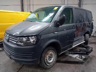 Vrakbiler auto Volkswagen Transporter Transporter T6 Van 2.0 TDI DRF (CXGB) [75kW]  (04-2015/12-2019) 2018/3