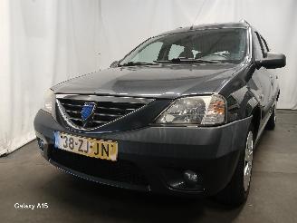 Vaurioauto  passenger cars Dacia Logan Logan MCV (KS) Combi 1.6 16V (K4M-696(K4M-H6)) [77kW]  (02-2007/05-201=
3) 2008/3