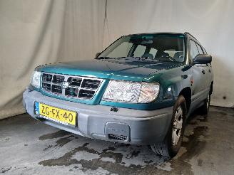 Voiture accidenté Subaru Forester Forester (SF) SUV 2.0 16V (EJ202) [90kW]  (08-1997/09-2002) 1999/4