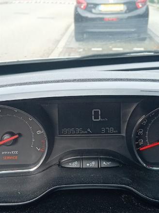 Peugeot 208 208 I (CA/CC/CK/CL) Hatchback 1.2 Vti 12V PureTech 82 (EB2F(HMZ)) [60k=
W]  (03-2012/12-2019) picture 2