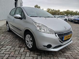 Peugeot 208 208 I (CA/CC/CK/CL) Hatchback 1.2 Vti 12V PureTech 82 (EB2F(HMZ)) [60k=
W]  (03-2012/12-2019) picture 6