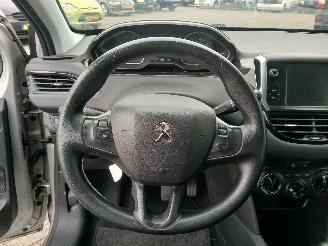 Peugeot 208 208 I (CA/CC/CK/CL) Hatchback 1.2 Vti 12V PureTech 82 (EB2F(HMZ)) [60k=
W]  (03-2012/12-2019) picture 20