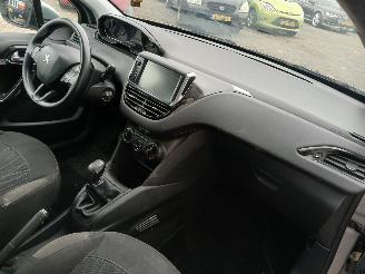 Peugeot 208 208 I (CA/CC/CK/CL) Hatchback 1.2 Vti 12V PureTech 82 (EB2F(HMZ)) [60k=
W]  (03-2012/12-2019) picture 7