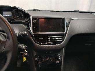 Peugeot 208 208 I (CA/CC/CK/CL) Hatchback 1.2 Vti 12V PureTech 82 (EB2F(HMZ)) [60k=
W]  (03-2012/12-2019) picture 18