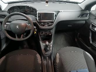 Peugeot 208 208 I (CA/CC/CK/CL) Hatchback 1.2 Vti 12V PureTech 82 (EB2F(HMZ)) [60k=
W]  (03-2012/12-2019) picture 11