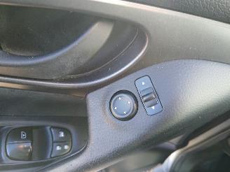 Nissan Qashqai Qashqai (J11) SUV 1.2 DIG-T 16V (HRA2DDT) [85kW]  (11-2013/...) picture 13