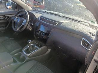 Nissan Qashqai Qashqai (J11) SUV 1.2 DIG-T 16V (HRA2DDT) [85kW]  (11-2013/...) picture 7