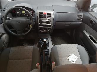 Hyundai Getz Getz Hatchback 1.3i 12V (G4EA) [60kW]  (09-2002/03-2004) picture 10