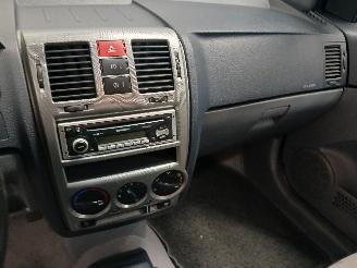 Hyundai Getz Getz Hatchback 1.3i 12V (G4EA) [60kW]  (09-2002/03-2004) picture 15