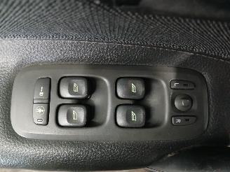 Volvo Xc-70 XC70 (SZ) SUV XC70 2.4 T 20V (B5244T3) [147kW]  (03-2000/09-2002) picture 12