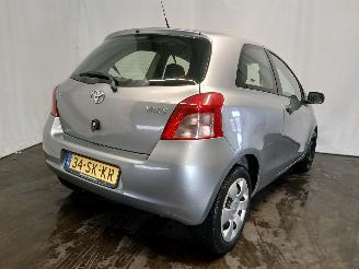 Toyota Yaris Yaris II (P9) Hatchback 1.0 12V VVT-i (1KR-FE) [51kW]  (08-2005/12-201=
1) picture 5
